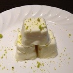 Furenchi Barujan - ドルチェ（レアチーズケーキかな？）