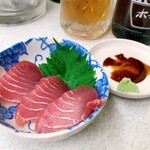 ゆたか食堂 - まぐろ脳天300円