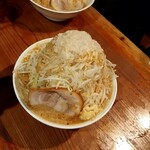 ラーメン 137 - もりそば、野菜増し・脂増し。