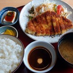 とんかつの膳(税込1,210円)