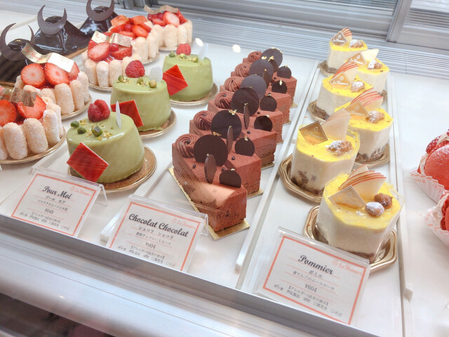 ポミエ ケーキ 営業時間 ポミエ ケーキ 営業時間