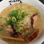 博多ラーメン よかよ - 博多ラーメン