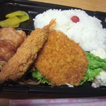 ディオ - エビフライ弁当 198円(2012.09.30)※開封後