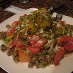 ブルーナイル - ブルーナイルサラダ、945円