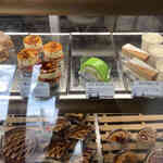 フレジュス - 店内②