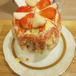 ジェントリー - いちごのケーキ系かき氷
