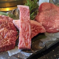 焼肉 べこ亭 たまプラーザ本店 - 