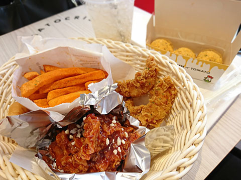 Crispy Chicken N Tomato 千歳烏山店 クリスピーチキンアンドトマト 千歳烏山 鳥料理 食べログ