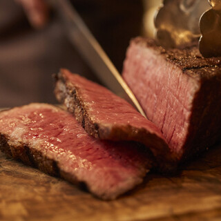 ★クラシカルなビストロ料理！メインは（牛・鳥・鹿・豚・羊等）