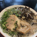 博多ラーメン なみへい - チャーシュー2枚