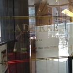 Laduree Salon de the - 