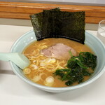 ラーメン屋 けん - 醤油ラーメン(中) 780円