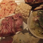 Wine Bar base - (≧ω≦●)♩♬♪前菜盛り合わせ2人前1200円は美味しすぎですよ♫('12.10月より)