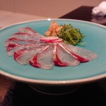 徳島魚一番　新 - シマアジの薄づくり
