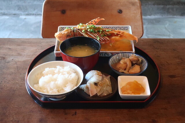 カイズ キッチン Kai S Kitchen 二宮 魚介料理 海鮮料理 食べログ カイズ キッチン Kai S Kitchen 二宮 魚介料理 海鮮料理 食べログ