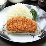 ハーブ三元豚　ロースかつ定食 140g