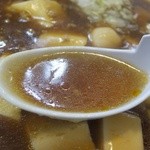 トーフラーメン 幸楊 - 【トーフラーメン】餡をかいくぐりベースのスープを... 優しい感じの醤油味です。