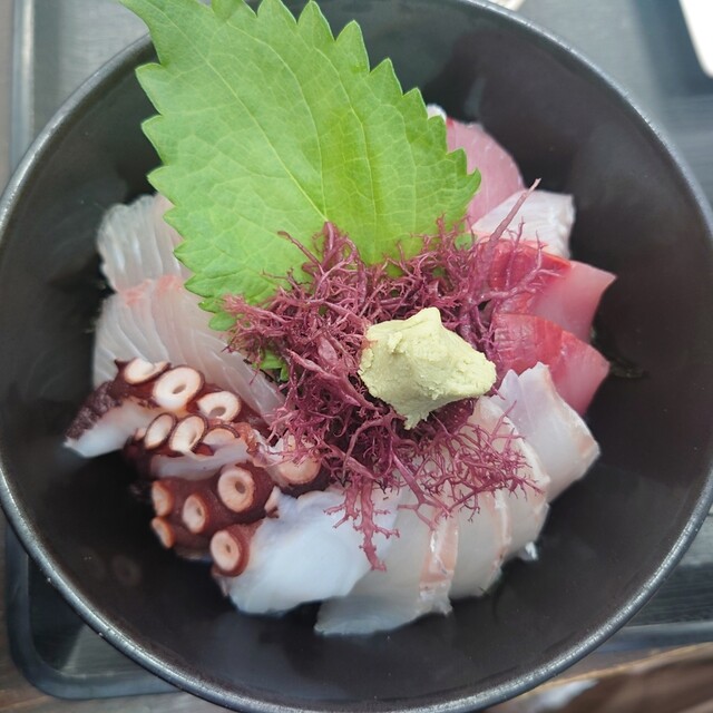 志摩の海鮮丼屋 筑前前原 丼もの その他 食べログ 志摩の海鮮丼屋 筑前前原 丼もの その他 食べログ