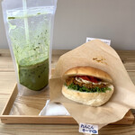 お茶とパンの店 tePle - 