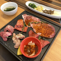 焼肉おしわら 雅 - 
