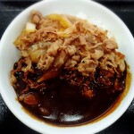 吉野家 - 肉だく牛黒カレー(657円)+大盛り(55円)は712円でした