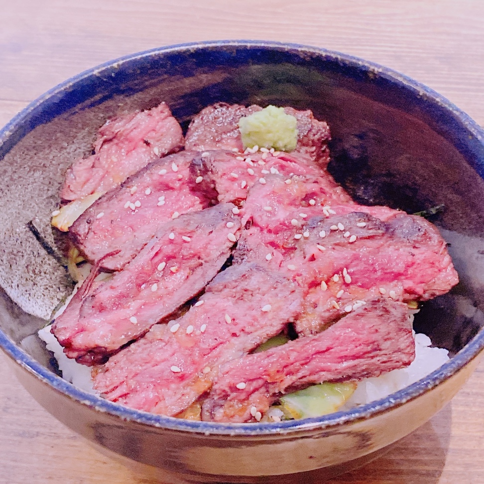 名古屋の肉好き女子に捧げます 見た目もスゴイ ローストビーフのお店3 ヒトサラマガジン 名古屋の肉好き女子に捧げます 見た目もスゴイ ローストビーフのお店3 ヒトサラマガジン
