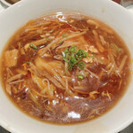 上海湯包小館 - 酸辣湯麺