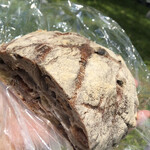 パン・デ・フィロゾフ - ロデヴ1/2 800円。私、ロデヴは大好きなのですが、他のパンのインパクトが強すぎて、あまり印象に残りませんでした。