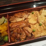 登利平 - 鳥めし（寄り）