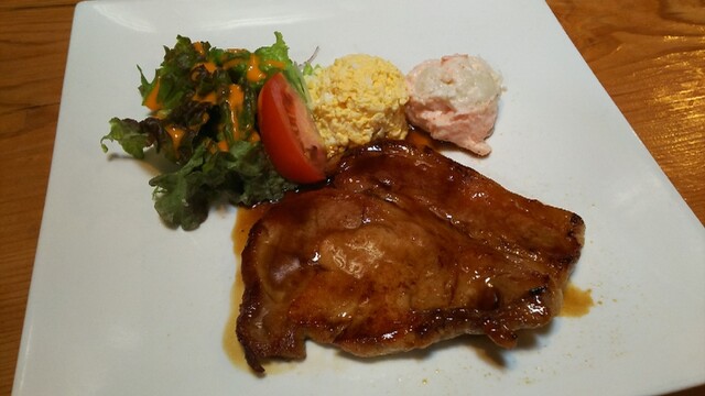 丸太小屋レストラン びんずる 愛川町その他 定食 食堂 食べログ