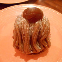 クロスダイン - マロングラッセとは、一味違いますね～クリームが美味しい♪