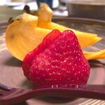 下関 春帆楼 - ふく会席 初音 あまおう(福岡県産) 富士柿(愛媛県産)　2020.12.17
