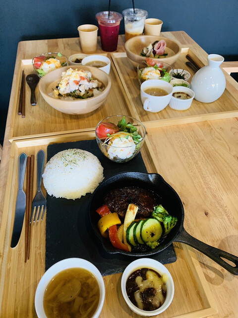 Cococolor Cafe はなみずき通 カフェ ネット予約可 食べログ Cococolor Cafe はなみずき通 カフェ ネット予約可 食べログ