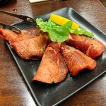 炭火焼肉 敏 - 牛タン