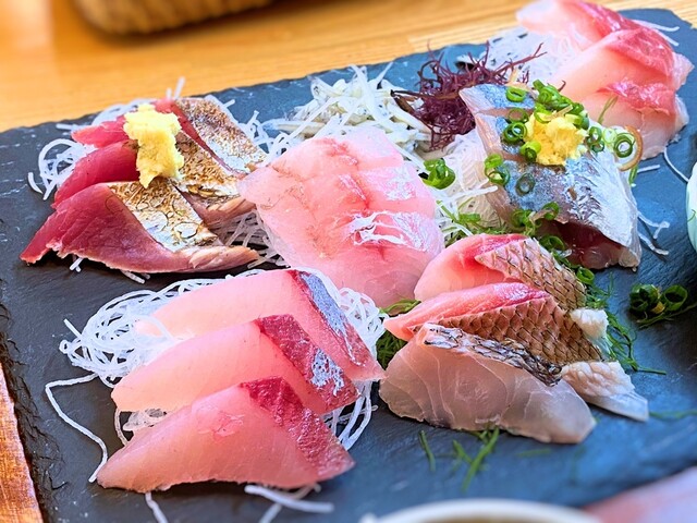 平塚漁港の食堂 平塚 魚介料理 海鮮料理 食べログ