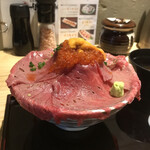 吉祥寺 肉ドレス海鮮丼 - 【肉ドレス海鮮丼】（1600円税込）