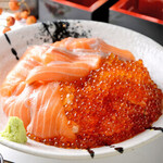 Oyako-don (Chicken and egg bowl) with salmon and salmon roe