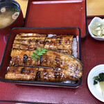 うな重一番 - ご飯のセットに量り値のかば焼きを乗せたかば焼き重❣️