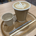 R ART OF COFFEE - ソイラテ（税込 590円）評価＝○