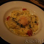 俺のフレンチ - トリュフと温泉卵のポテトマリネ(￥580)