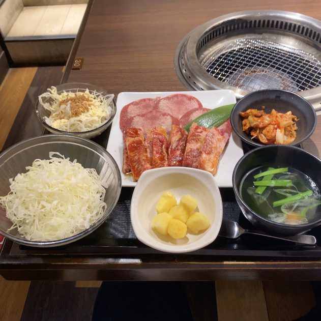 焼肉じゃんじゃん亭 栄店 栄 名古屋 焼肉 ネット予約可 食べログ