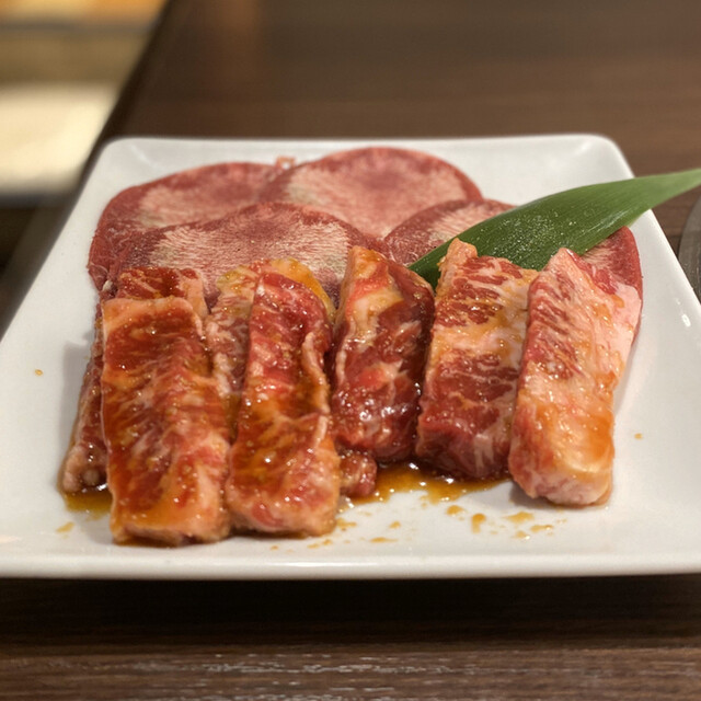 焼肉じゃんじゃん亭 栄店 栄 名古屋 焼肉 ネット予約可 食べログ