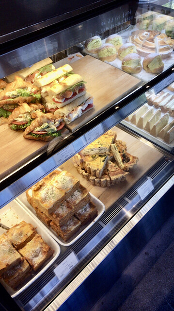 ディーンアンドデルーカ カフェ名城公園 Dean Deluca カフェ名城公園 名城公園 カフェ 食べログ