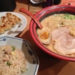 ラーメン・餃子ばんぶる - トリオ