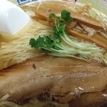 づゅる麺 池田 - ステルスにぼ醤油らーめんアップ