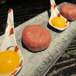 銀座 山科 - 和牛ヒレ　レアハンバーグ～トリュフと卵黄～