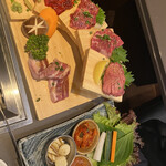 炭火焼肉 ドラゴンカルビ - 