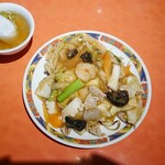 剛龍飯店 - 什景炒麺（五目焼そば）913円