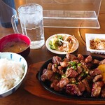 しゃぶ太郎 - Cランチ   黒牛カルビサイコロ定食 ￥1100 納豆 ￥50