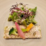 ヴァッカロッサ - 鶏肉の煮こごり風のテリーヌ